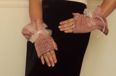 Knitted-Gloves-Models-12.jpg