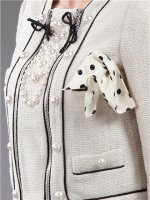 20130317051713_moschino-boucle-pearl-button-jacket-10066496_364474_330.jpg