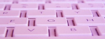 apple-laptop-pink-2.jpg