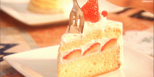 style-save-us-strawberry-cake.gif